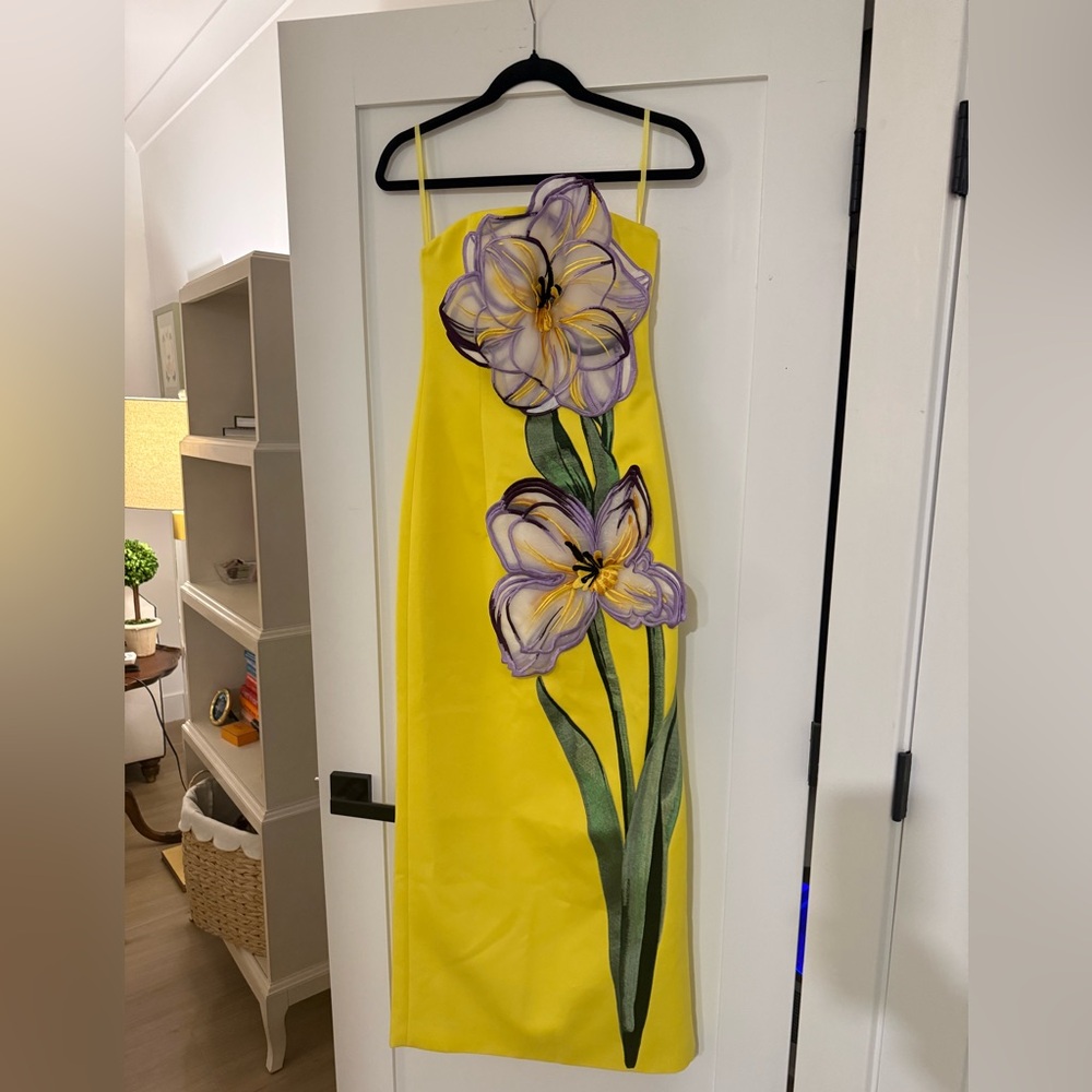Leo Lin Rayna Appliqué Floral Maxi Dress – Iris Print in Yellow - Picture 3 of 6